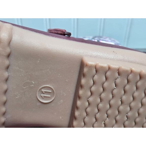 Simply Southern Women's Paisley Pink/Wine Duck Lace Up Boots Size 11 - Picture 8 of 8